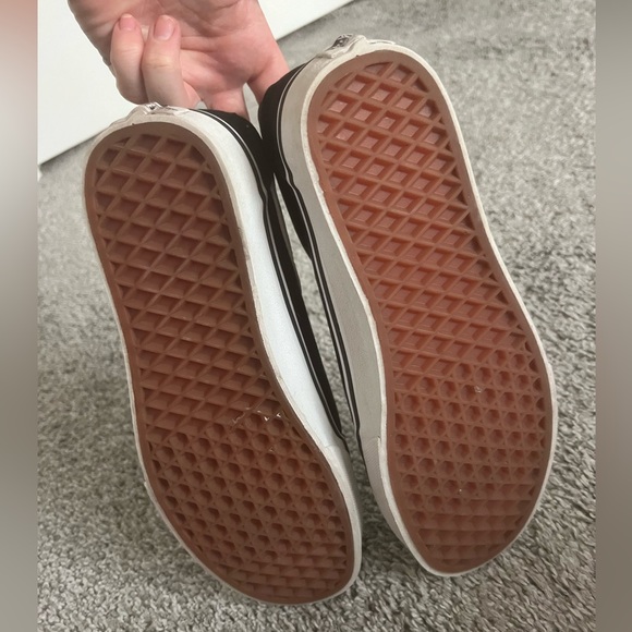 Vans Black and White Sneakers - Picture 5 of 7